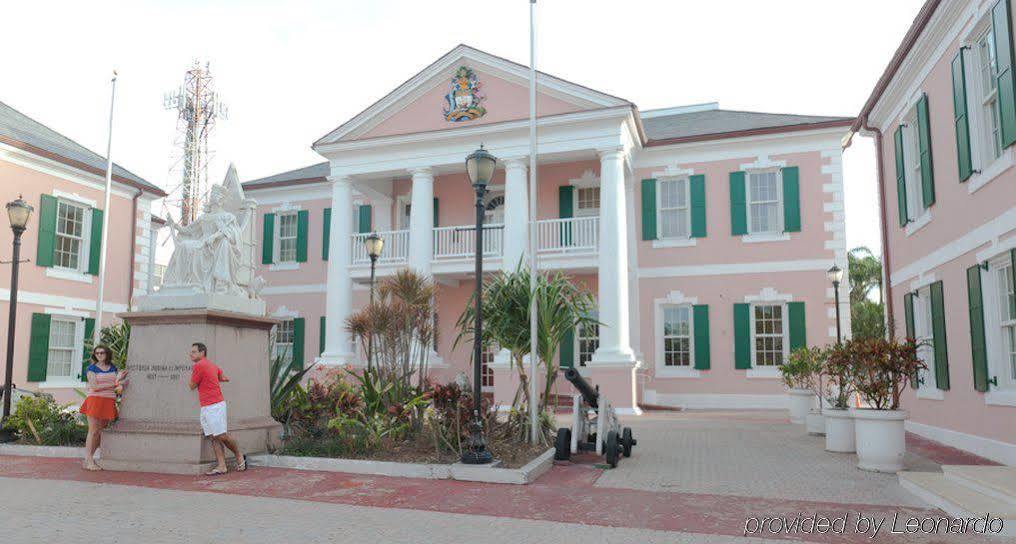 Bluegreen Bluewater Resort At Cable Beach Nassau Buitenkant foto